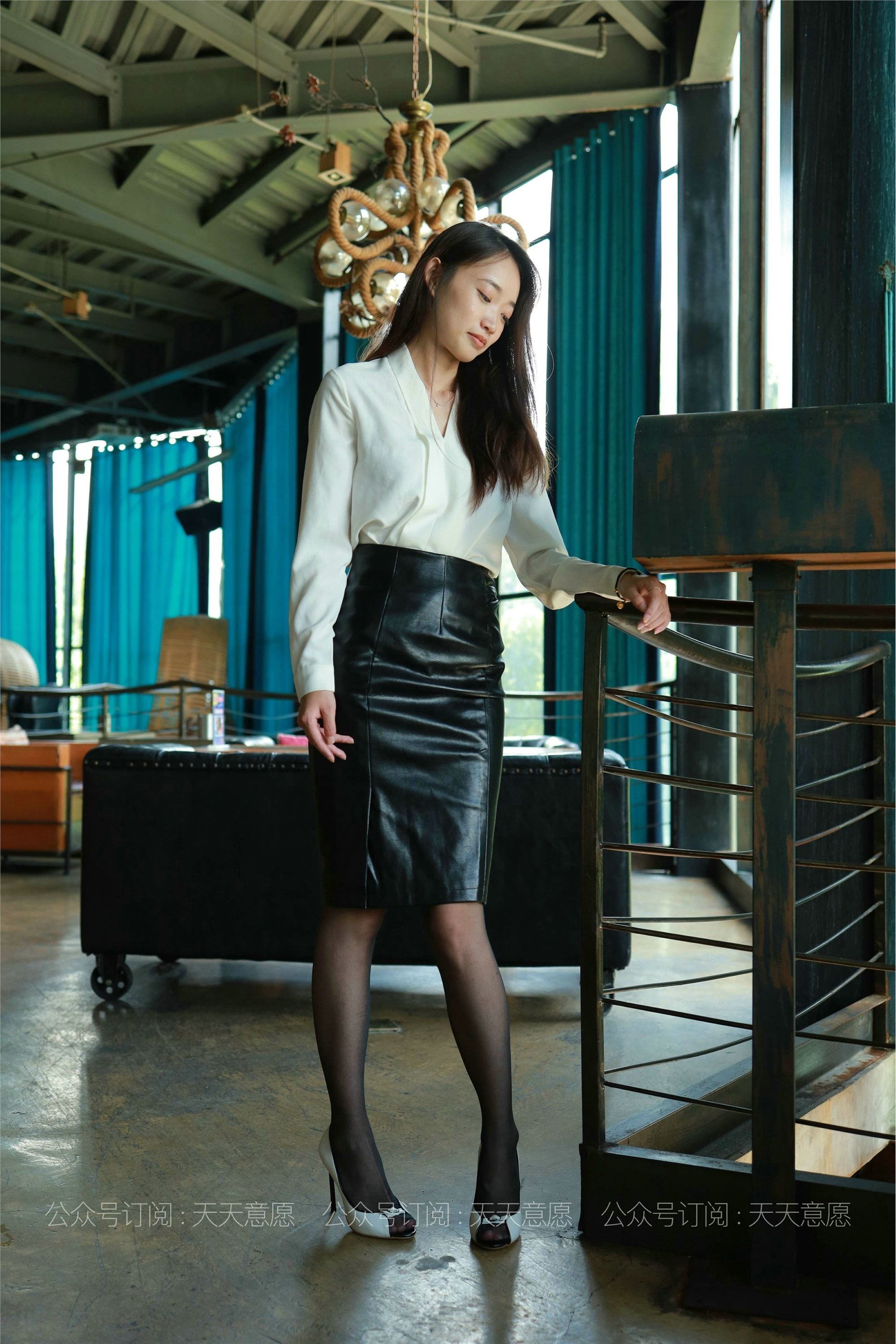 IESS异思趣向  2021.06.30 丝享家847：小高《OL黑玫瑰》